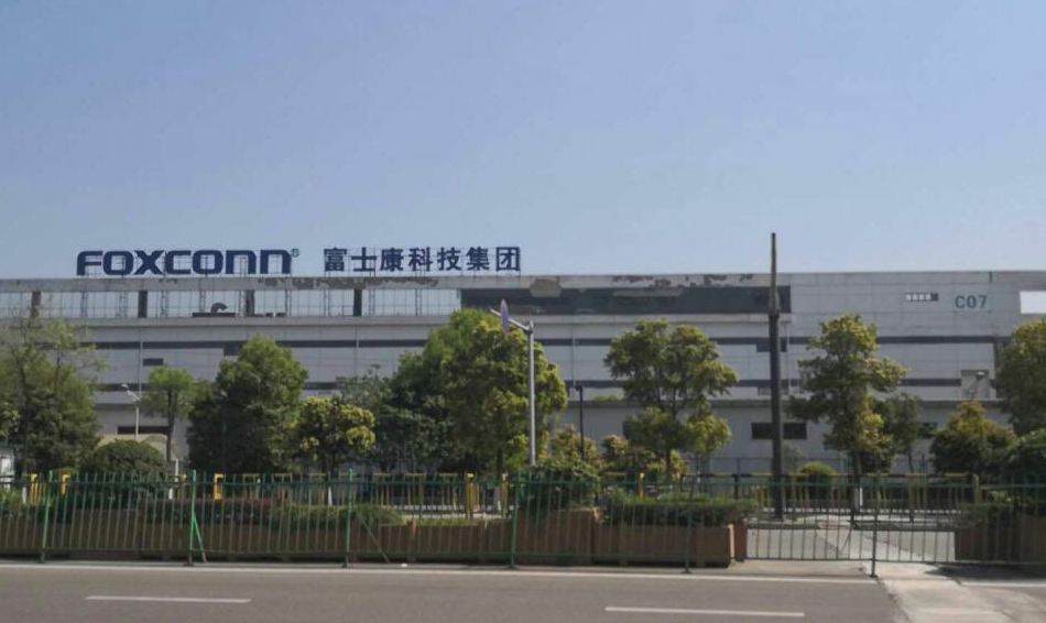 案例1-深圳观澜富士康C33-工厂.jpg